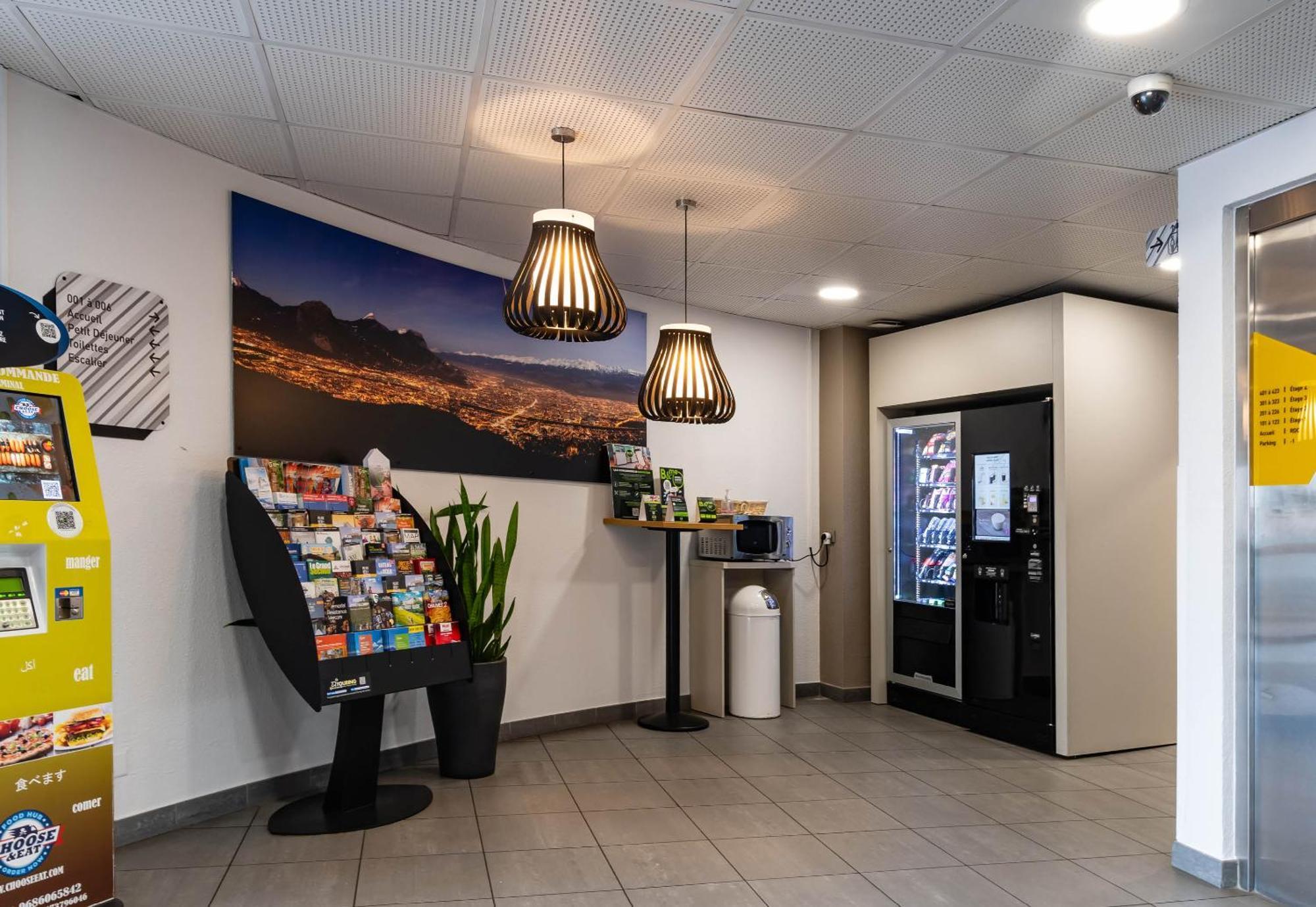 B&B Hotel Grenoble Centre Verlaine Экстерьер фото